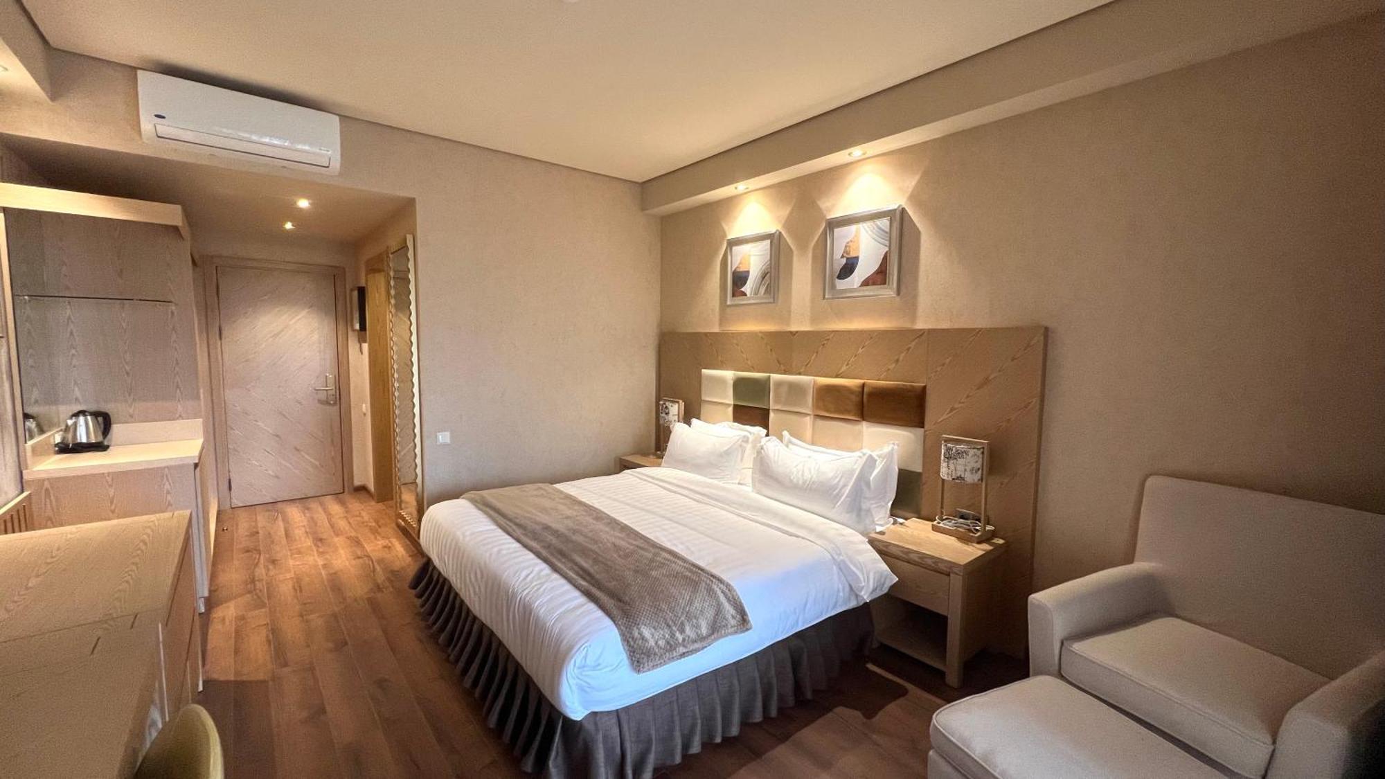 Luxury Oasis Apartment Chakvi Chambre photo