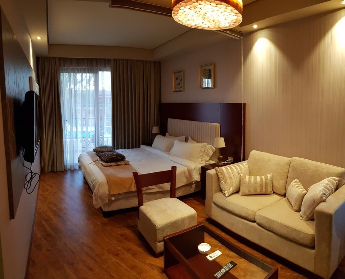 Luxury Oasis Apartment Chakvi Chambre photo